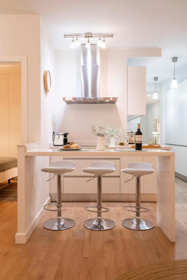 Lucia De Triana Apartment Sevilla Bagian luar foto